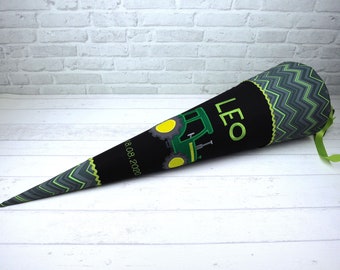 85cm eckig Zuckertüte Schultüte mit silbergefärbter Gravur /"Space/"