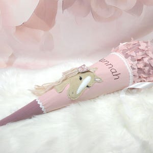 Schultüte Pferd rosa aus Stoff mit Name personalisiert und Tüll mit Schmetterlingen, Schultüte Mädchen