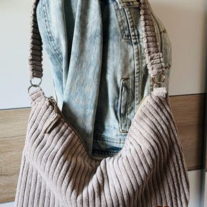 Tasche Shopper, Umhängetasche Cordtasche, rund beige