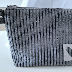 Kosmetiktasche, Kulturbeutel, Schminktasche, Universaltasche Cord grau
