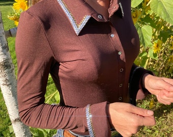 Reina del Rodeo de Chocolate * Ropa del Oeste * Carreras de Barriles * Camisa de Espectáculo Ecuestre