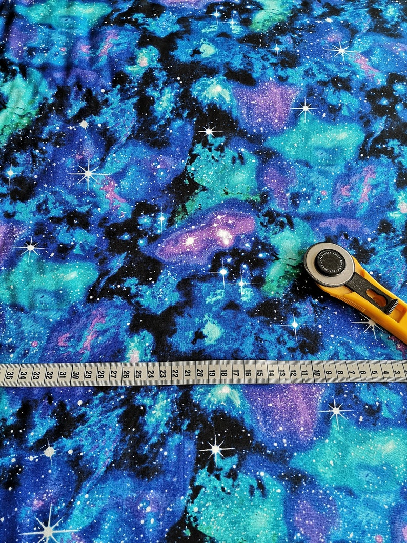 Patchworkstoff Galaxy Space aus reiner Baumwolle mit Himmel und Sternen zum Nähen und Quilten image 5