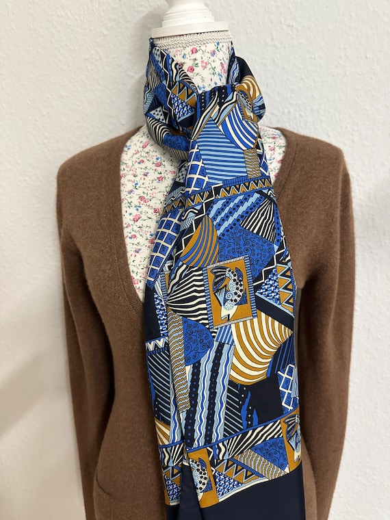 Elegant vintage silk scarf by Anne Surkamp Kramer… - image 4