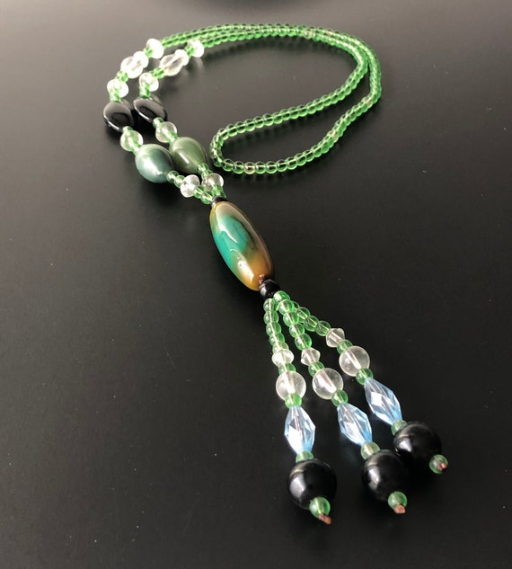 Jade Beads and Glass Beads Lariat Necklace Wonder… - image 9