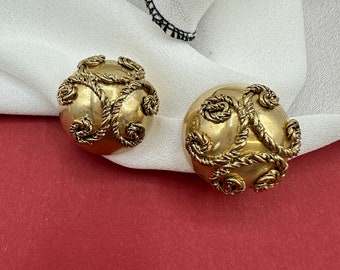 Rope decorated clip earrings Beautiful, rare vintage 1980s couture style clip earrings, like new condition