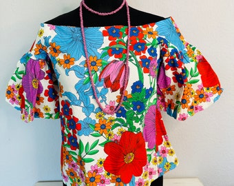 Blusa floral con mangas abullonadas, hermosa blusa vintage para mujer, mangas muy abullonadas, diseño floral particularmente hermoso