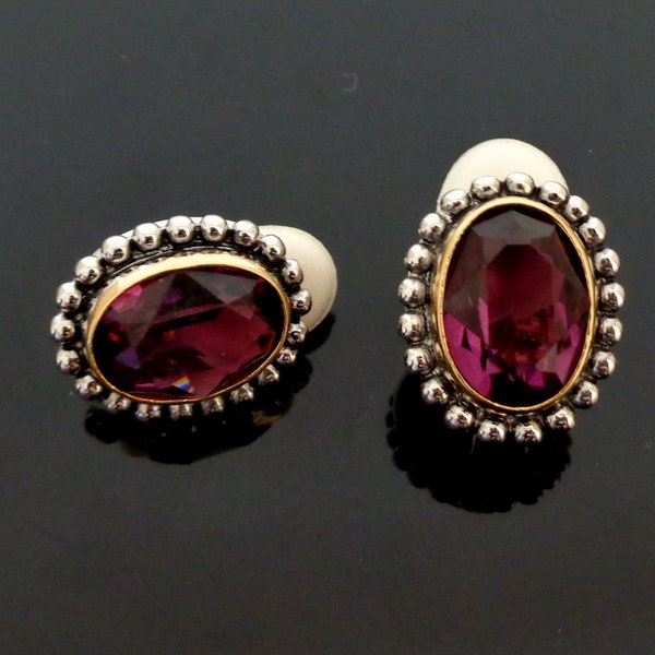 Faceted Amethyst Color Crystal 1980 's Clip earrings earrings, silver plated metal, very good quality and how to get new. 2.5 x 2 cm
