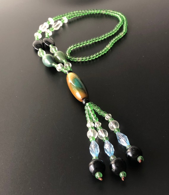 Jade Beads and Glass Beads Lariat Necklace Wonder… - image 2