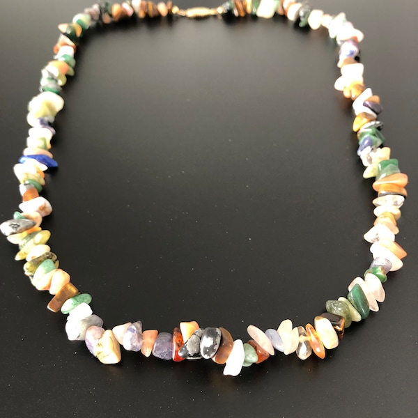 Semi-precious stone natural stone necklace vintage 1970s hippie girl necklace chain