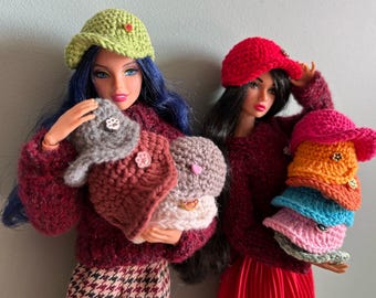 Adorable crochet doll caps. Miniature Fashion. Hats. Outfits for dolls: 12 inches 1/6 scale