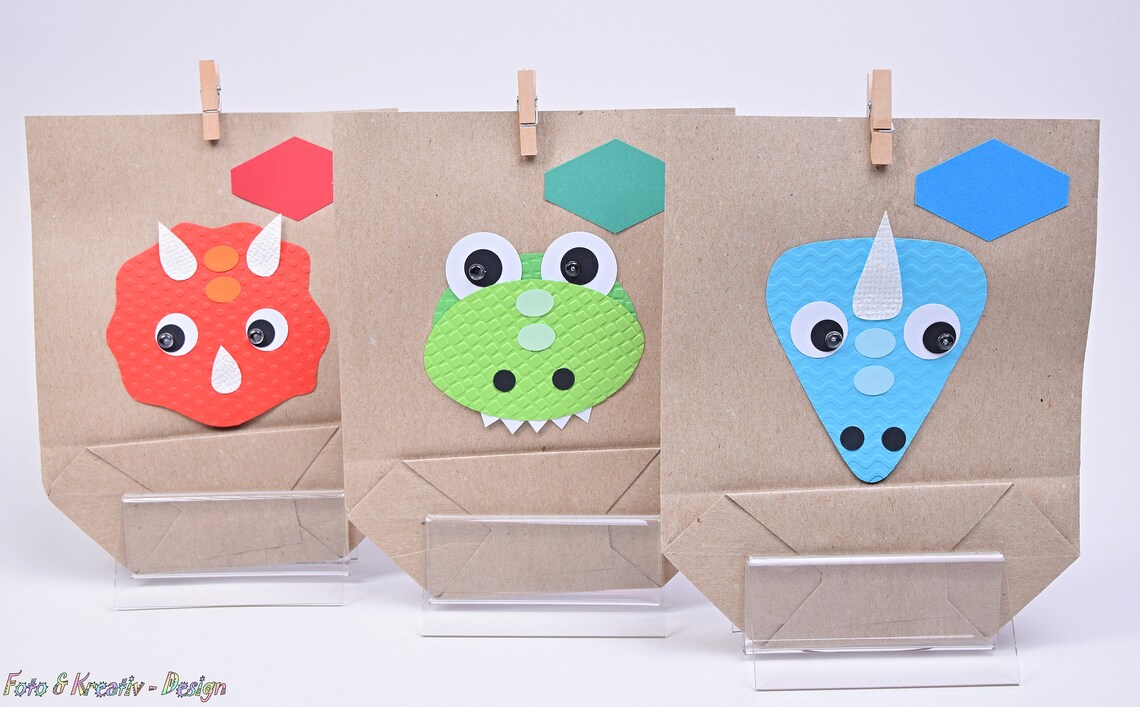 Wundertütenbox Dinosaurier – 8-teiliges Mitgebsel-Set Für Jungen, Inkl. Puzzle, Stempel, Popcorn & Spielzeug