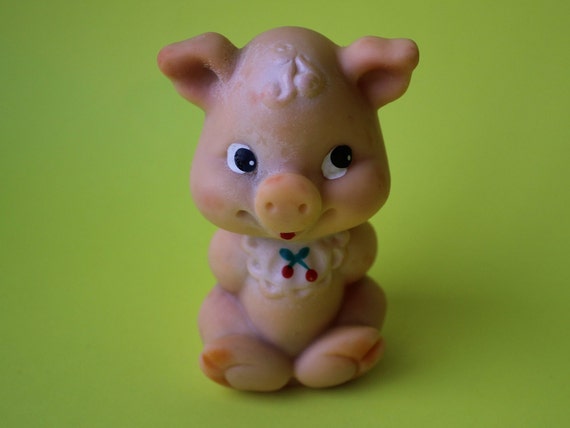 rubber pig toy
