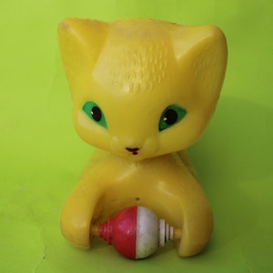 Soviet plastic toy, vintage toy, USSR toy, soviet yellow  cat, plastic cat, soviet plastic cat, retro doll, animal, plastic animal, toy.