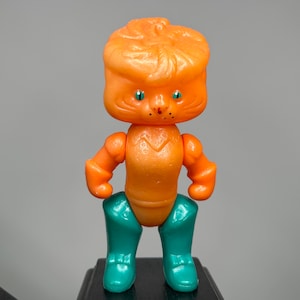 Soviet plastic Puss in boots, vintage toy, USSR toy, USSR Puss in boots, soviet Puss in boots, plastic cat, retro cat, pet, Puss in boots.