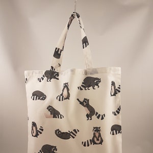 Fabric bag “Waschi Raccoon” - large fabric bag (37 x 28 cm)
