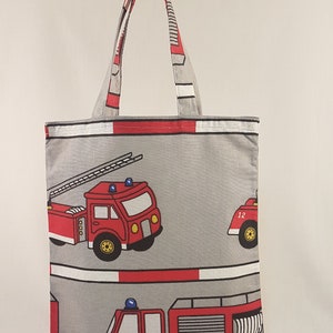Stoffbeutel „Feuerwehrautos“ - kleine Stofftasche (27 x 23 cm)
