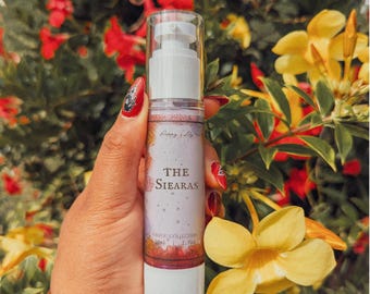 The Siearas Shimmering Body Oil Lotion: Exotic Florals, Hydrating Botanicals