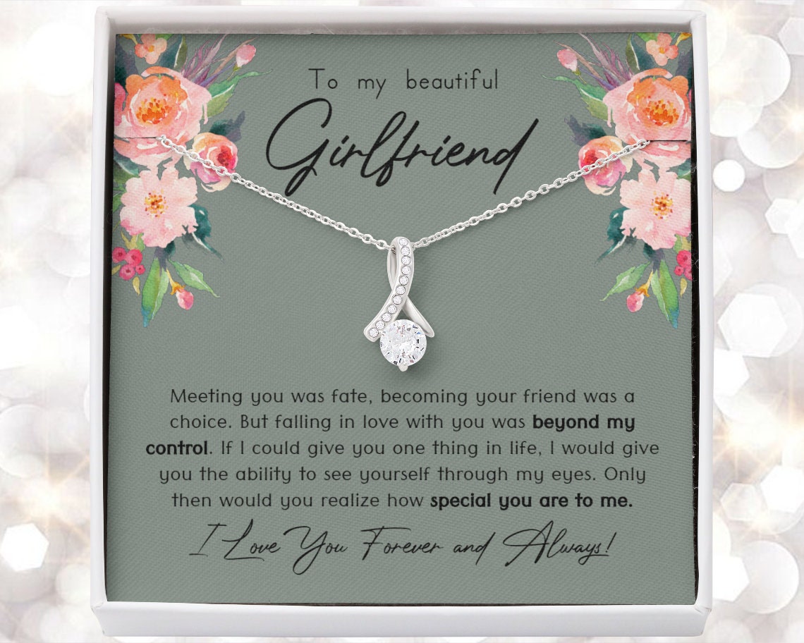 Meaningful necklace store for girlfriend