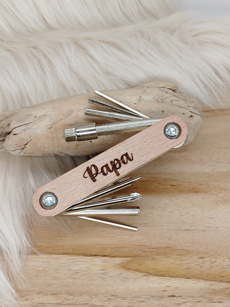 Fahrrad Multitool / Werkzeug aus Holz / Geschenk für Männer / Geschenk für Papa / Vatertag / versch. Sprüche / mit Wunschnamen image 7