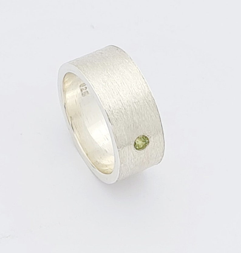 Silberring mit echtem Peridot Ø 3 mm, Bild 3