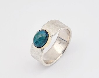 Silver ring with genuine tourmaline cabochon 9 x 7 mm and 14kt setting