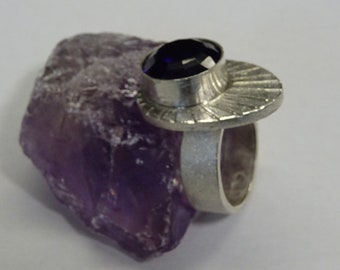 Silver ring engraved with Amethyst Ø 12 mm