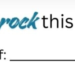 Può includere: Sfondo bianco con la scritta "Let's rock this week." La parola "rock" è di colore turchese. Sotto il testo c'è "Week of:" seguito da una riga vuota per scrivere.