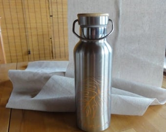 Isolier-/Thermosflasche 0,5l Edelstahl mit Bambusdeckel individuell personalisiert
