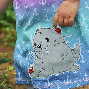 Embroidery file sea lion 24