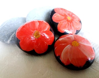 Lucky charm, hand-painted stone- 3-piece set, home decoration, birthday gift, flower stone