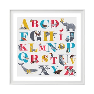 Padrão de ponto cruz do alfabeto animal (download digital - PDF) - Gráficos modernos de ponto cruz da Tiny Cross Stitch Co.