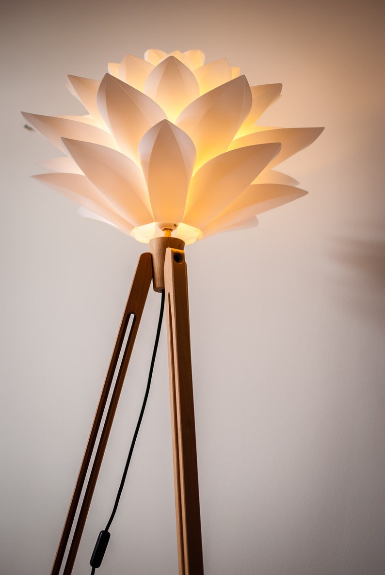 Tripod Floor Lamp Tripod Retro 60 70s Design flower image 1