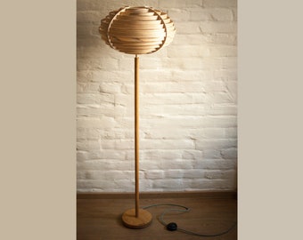 Lampadaire chêne hêtre design moderne rétro placage bois chêne hêtre Lampadaire lampadaire