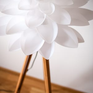 Tripod Floor Lamp Tripod Retro 60 70s Design flower image 5