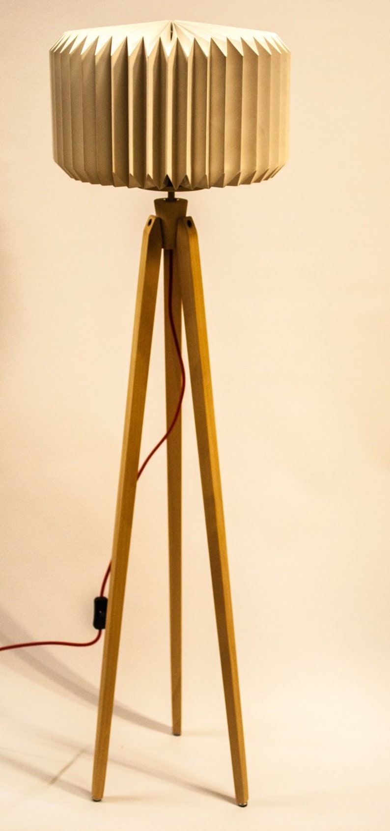 Tripod Floor Lamp Retro 60 70 Design Origami