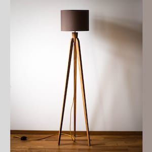 Rare Yellow 50er 60er Danish Teak Tripod Stehlampe Vintage Leuchte  Skandinavien Lampe Sofa Mid Century lamp zu Sideboard