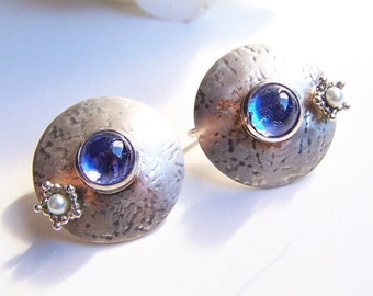 Tansanit Ohrringe aus 925 Silber, runde blaue Cabochon Hänge Ohrringe mit Perlen und Blumen von Unikatmeister