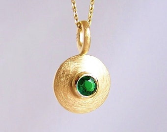 Tsavoriet granaat hanger gemaakt van 750 goud, groene kettinghanger, groene steen, grossular, uniek stuk