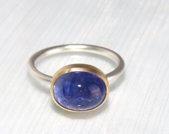 Tanzanite ring made of silver and 750 gold, blue cabochon, size 55, goldsmith's jewelry, unique piece from a goldsmith