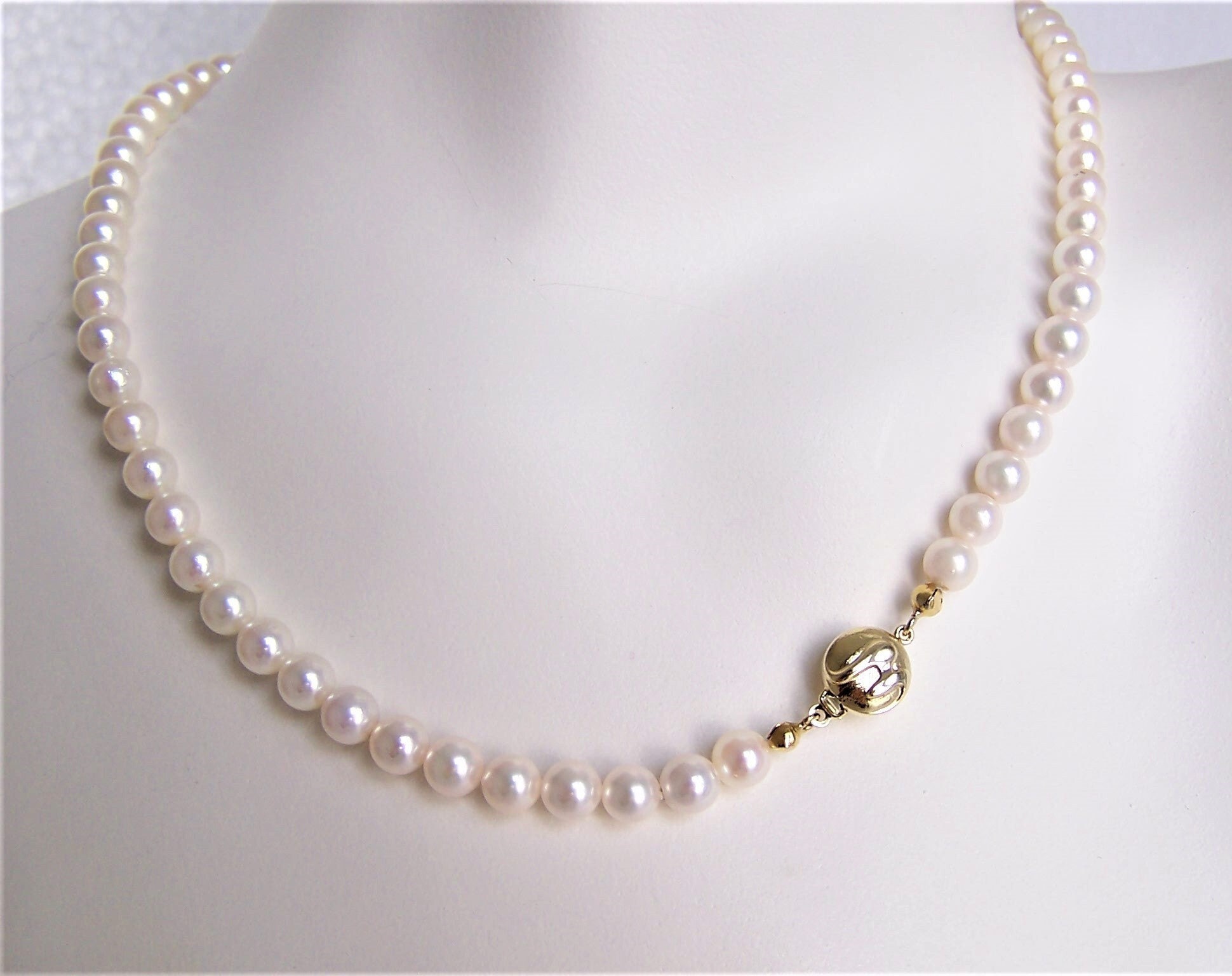 585 pearl necklace discount