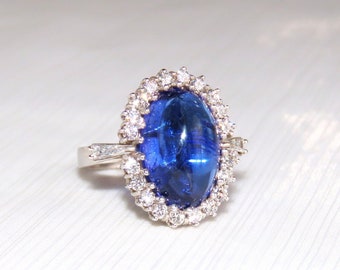 Tanzanite white gold ring with diamonds, cabochon ring, unique piece