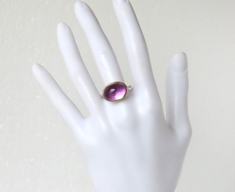 Amethyst cabochon ring made of 750 gold and silver, lilac, large stone image 8