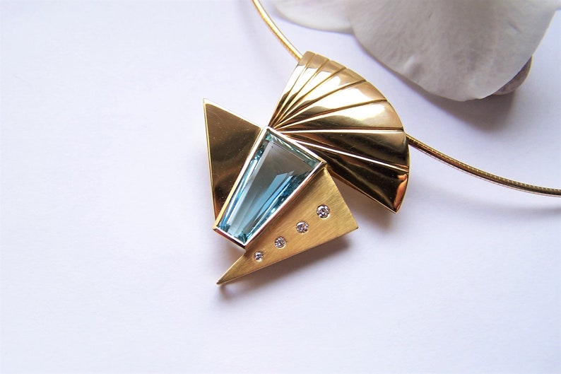 Broche de aguamarina hecho de oro 750 con turmalina y diamantes, lujosa pieza única del orfebre Unikatmeister imagen 4