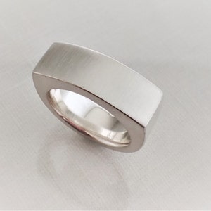 grüner Turmalin Ring aus Silber, Größe 63, kantiger Ring, Herrenring, Männer Ring Bild 9