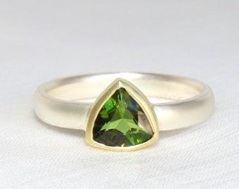 Green tourmaline ring made of silver / 585 gold, triangle, jewelry from the goldsmith