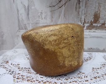 antique hat shape weighs 5 kg!!!