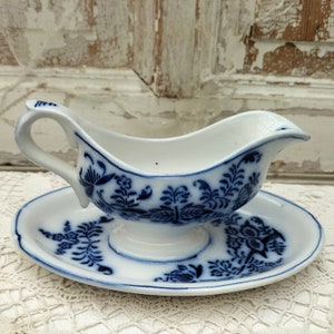 Gravy boat, antique, blue-white,