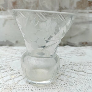 Glass vase