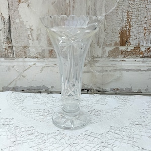 Lead crystal vase