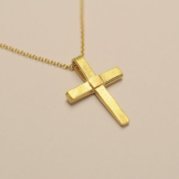 Kreuz Anhänger aus 750 Gelbgold, 18 Karat Gold, auch beliebt als Geschenk zur Geburt - Kommunion - Taufe